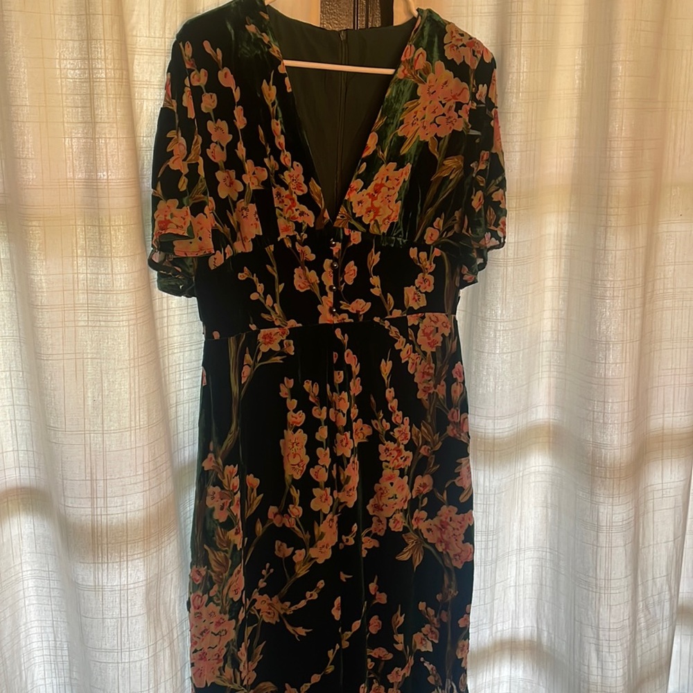 Midi green and pink floral velvet jumpsuit with zipped back